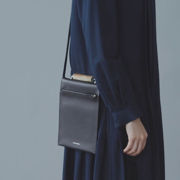 cartoneショルダーバッグ