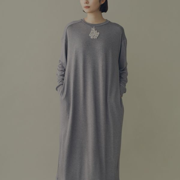 vapaaカットソードレス