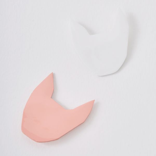 anone-anoneブローチ