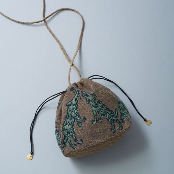 wolf & flowerポシェット