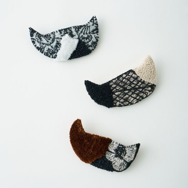 anone-anoneブローチ -ニードルパンチタイプ-