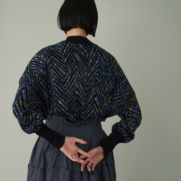 loinニットプルオーバー
