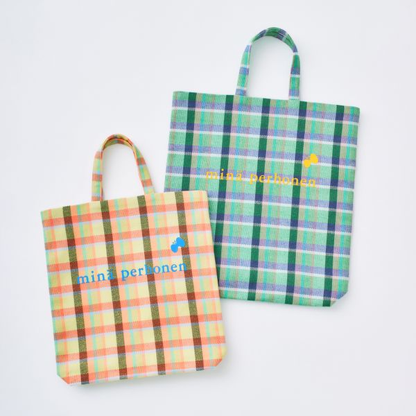 minä perhonenkanssa tote