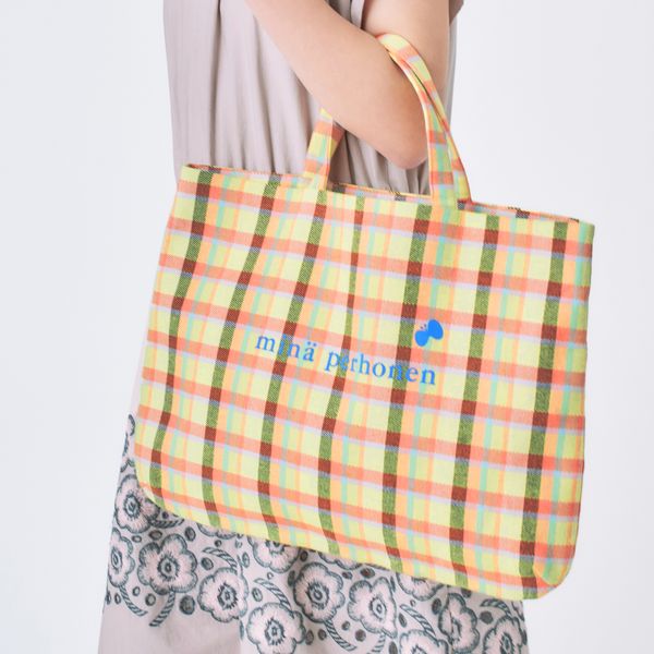 minä perhonenfamille tote