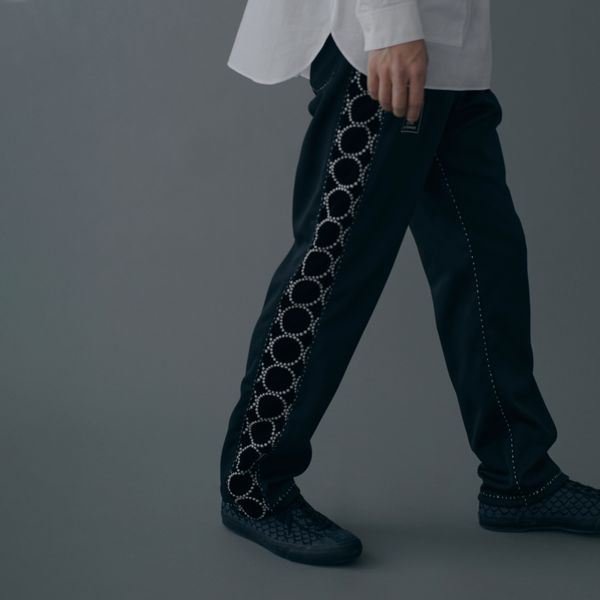 手縫いのジャージパンツ