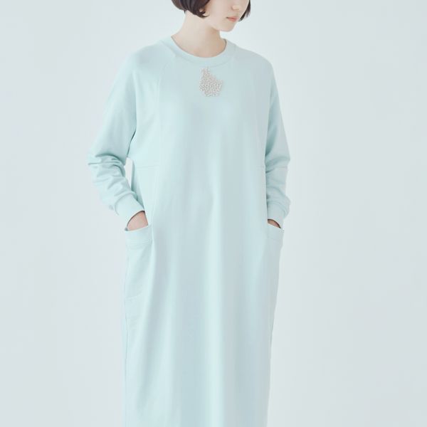 sun mousseカットソードレス