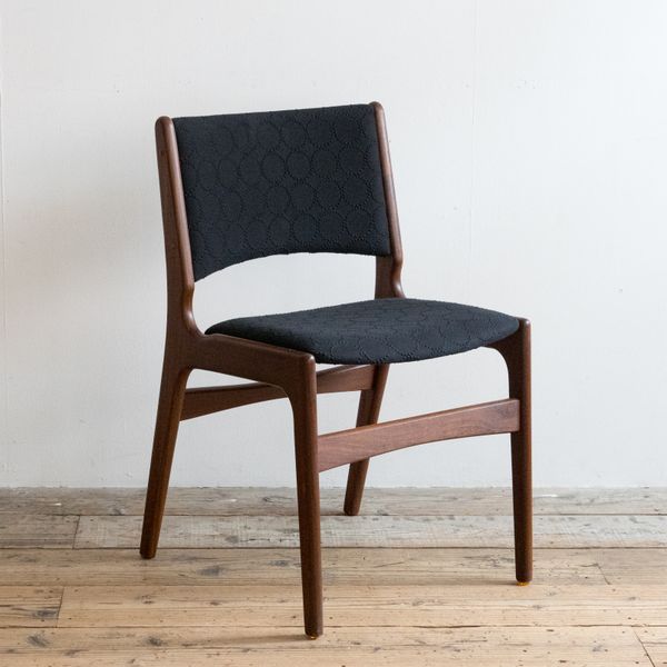 tambourineModel 89 Chair