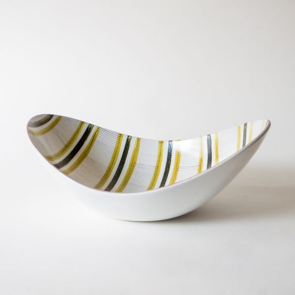 Faience Bowl - minä perhonen