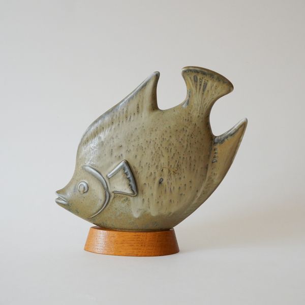 Rörstrand Fish - minä perhonen