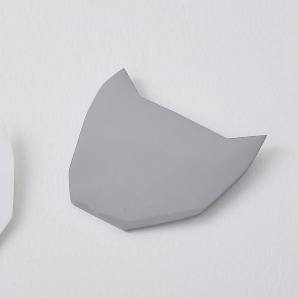 anone-anoneブローチ