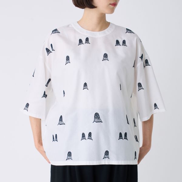 trollクルーネックブラウス