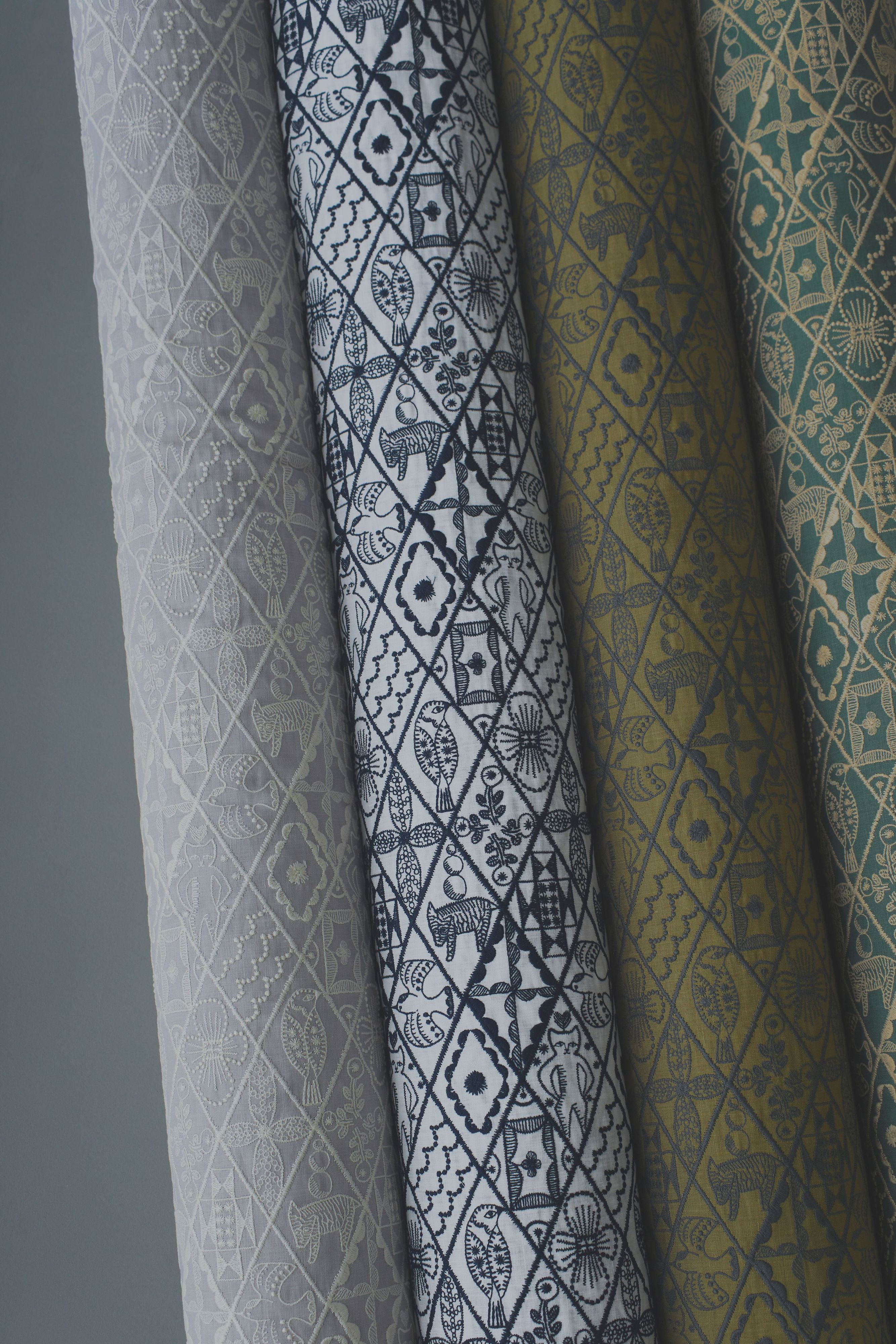 【vo21】ファブリックパネル　ミナペルホネン　symphony　ライトブラウン 正規品 mina perhonen symphonyファブリックボード ファブリックパネル