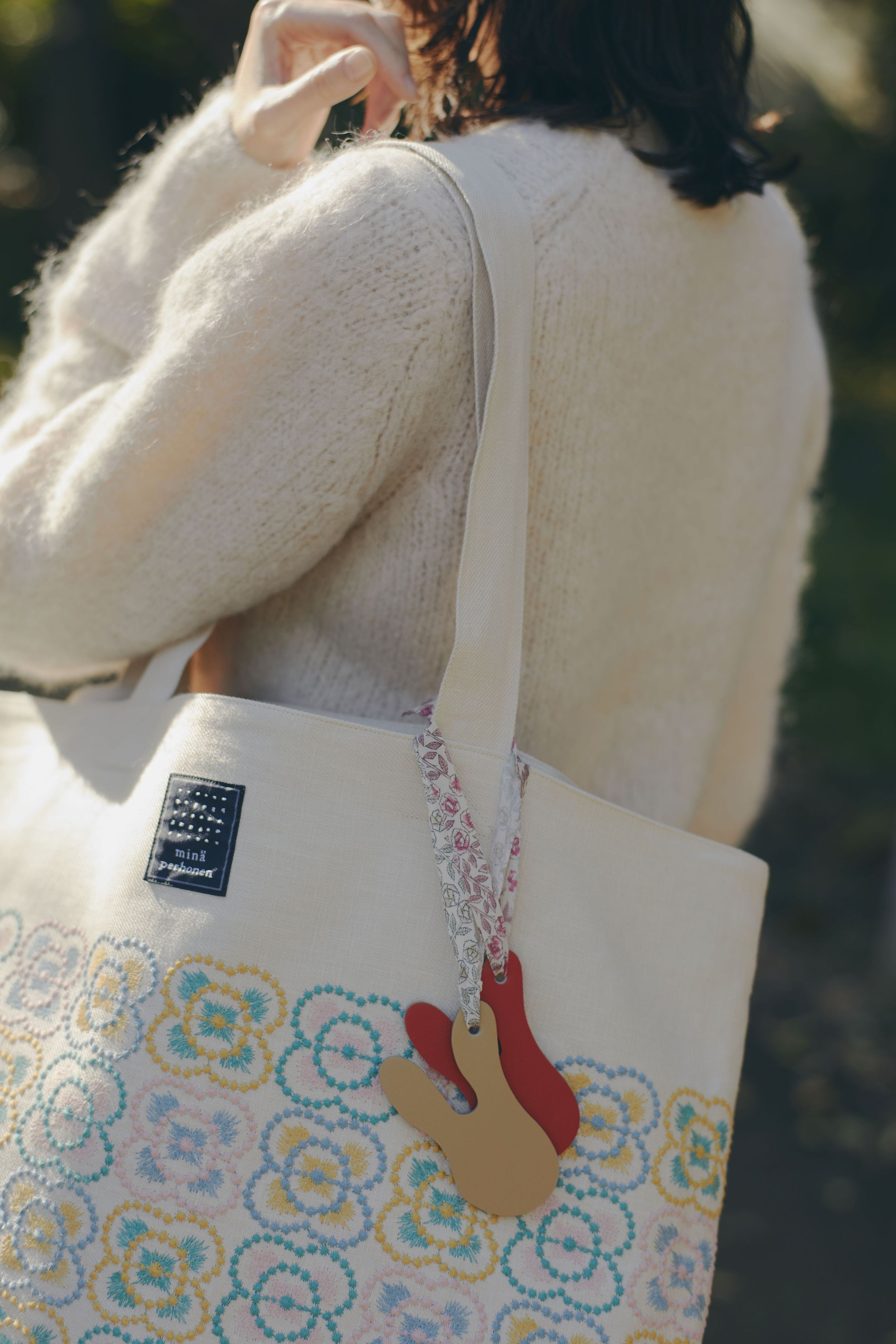 ミナペルホネン生地チャーム専用 Biscuit Charm 発売のお知らせ。12月13日〜 - minä perhonen