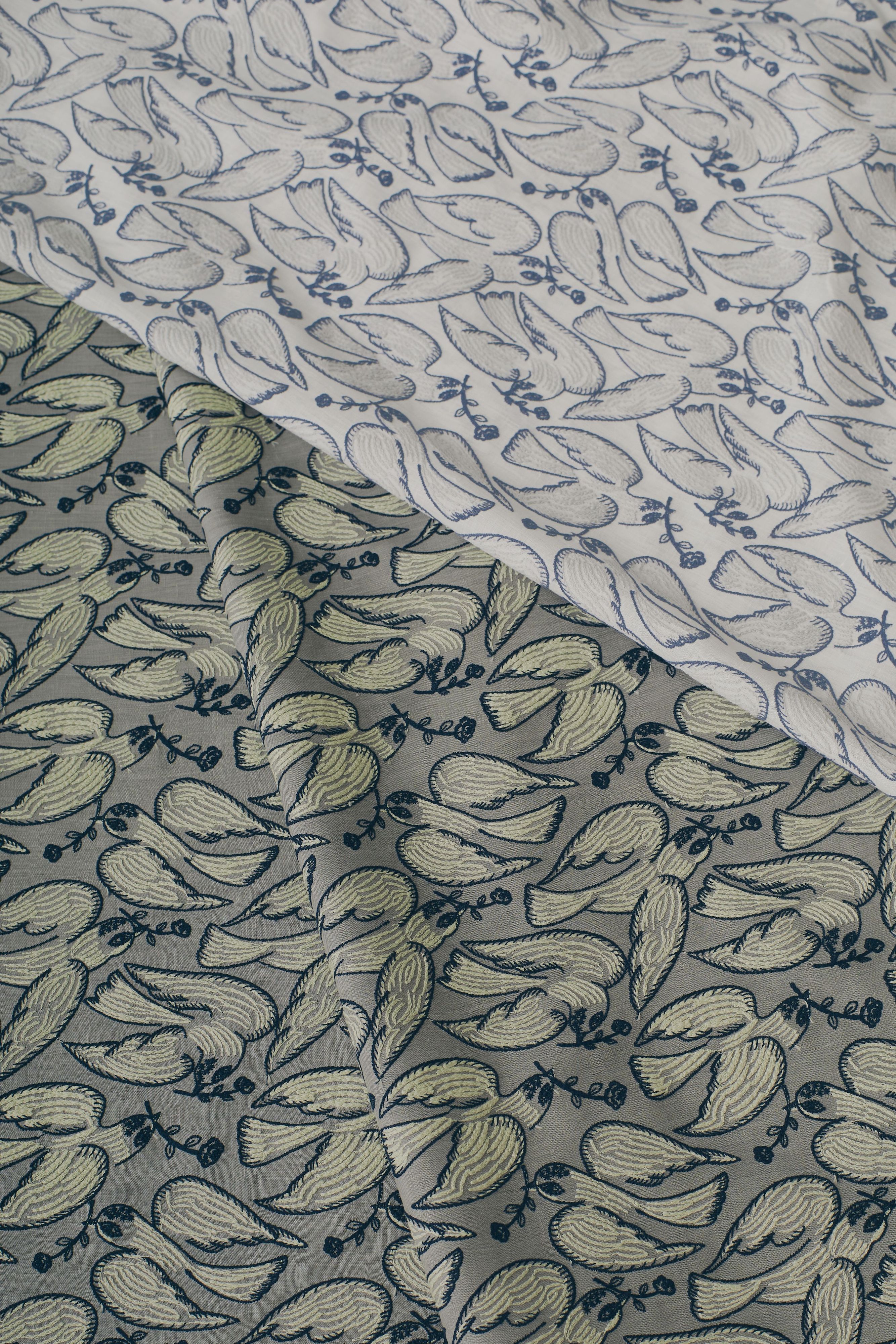 【 pakuyume様】ミナペルホネン/ジャングルレリーフ　ベージュ/牛革グ木玉 pakuyume様】ミナペルホネン/ジャングルレリーフ ベージュ/牛革グ木玉