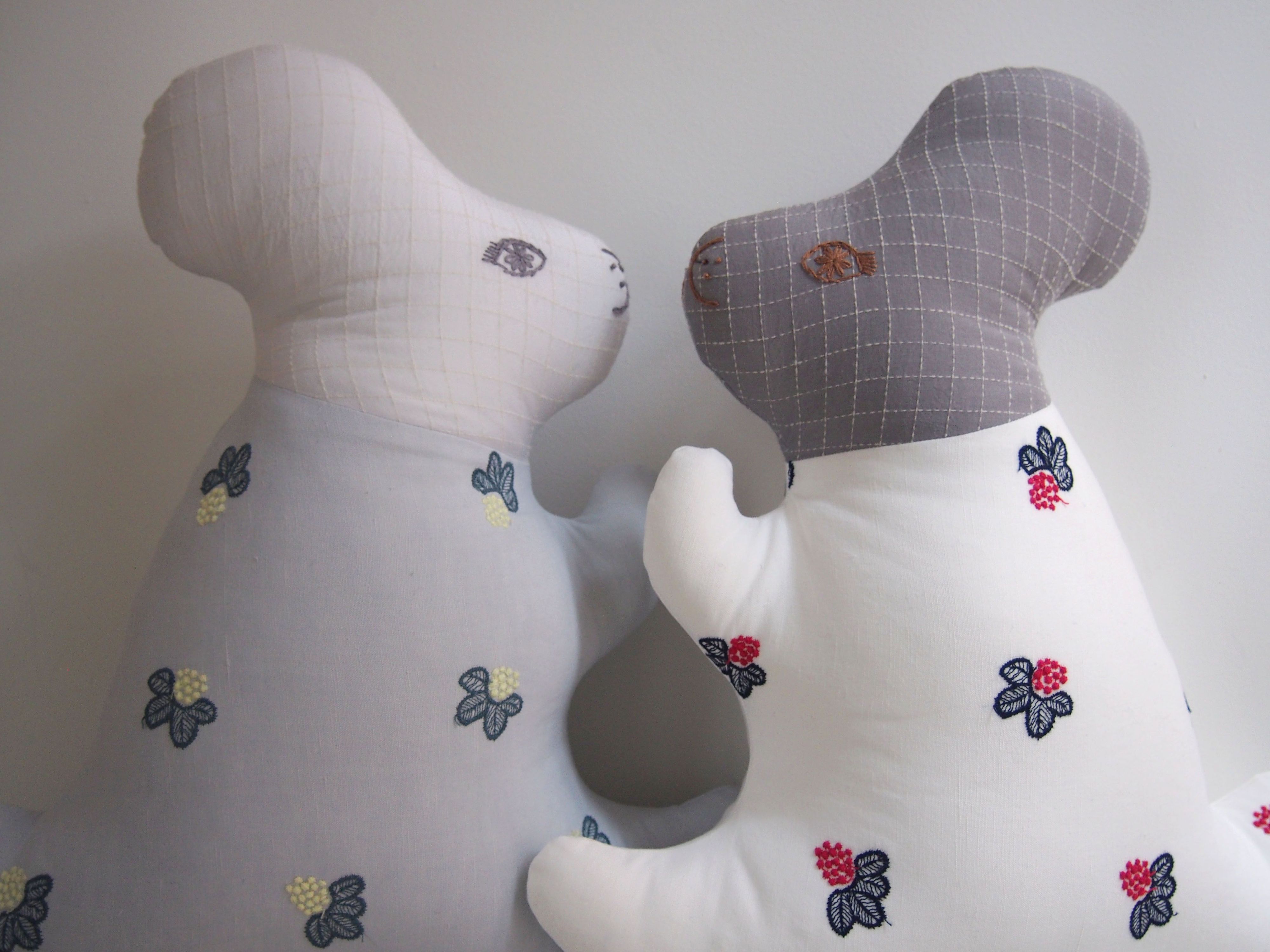 kousagi cushion発売のお知らせ。2月18日～ - minä perhonen