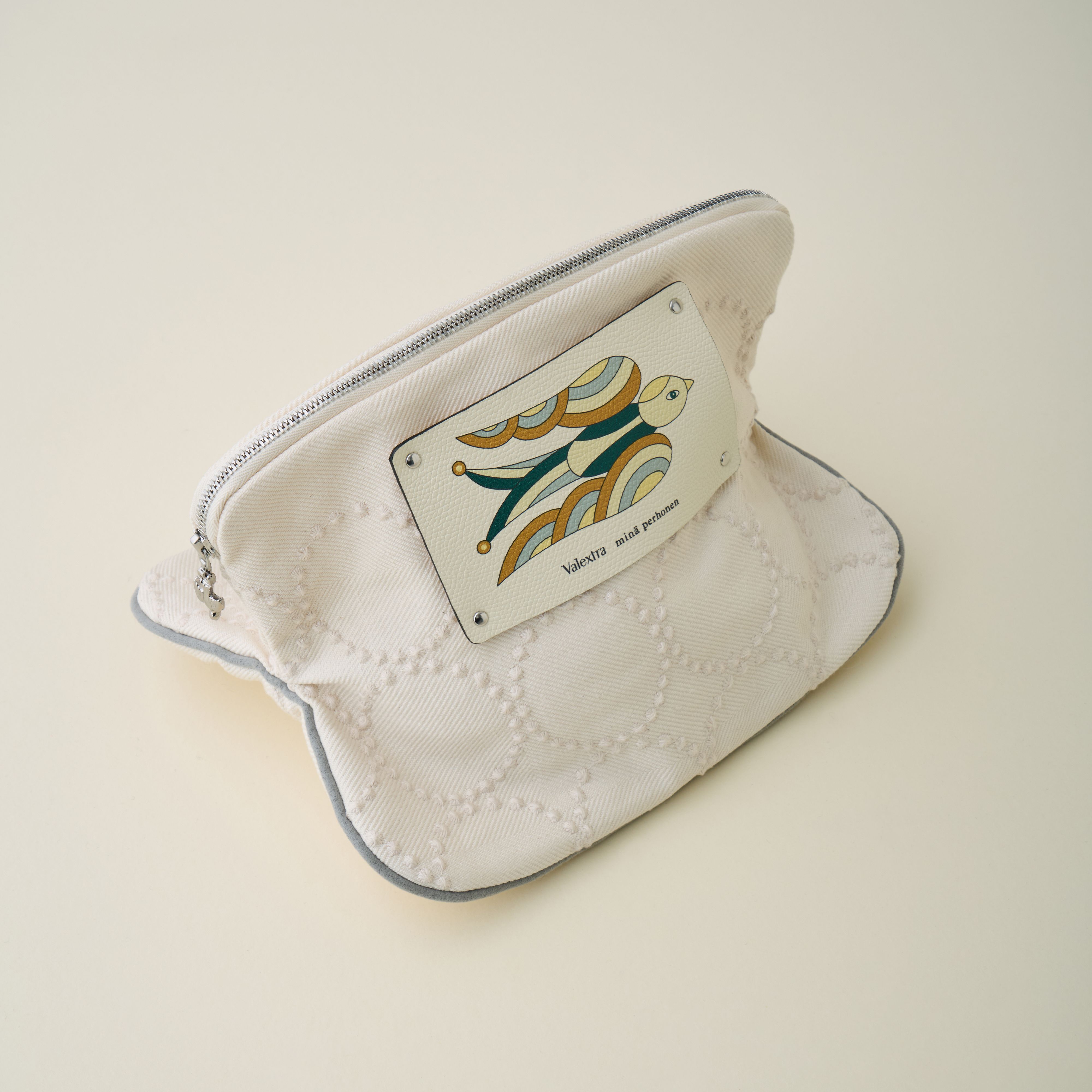 Online Store - minä perhonen